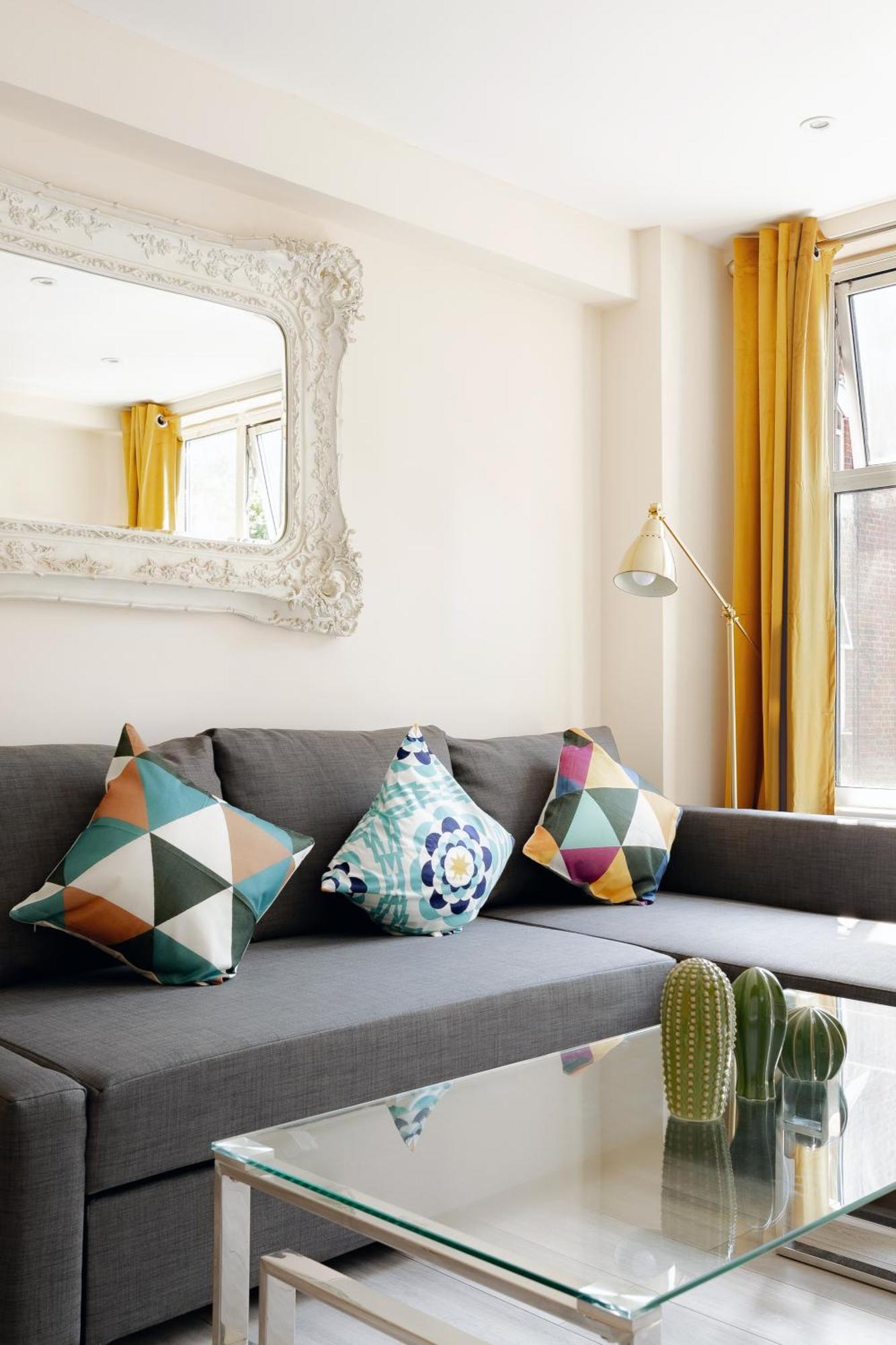 Two Bedroom Near Hyde Park And Oxford Street * Londra