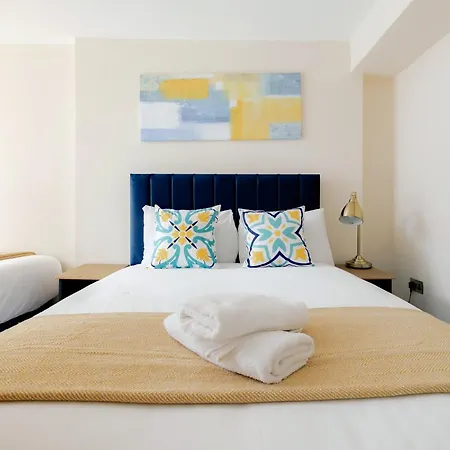Two Bedroom Apartment Near Hyde Park And Oxford Street London Exterior foto